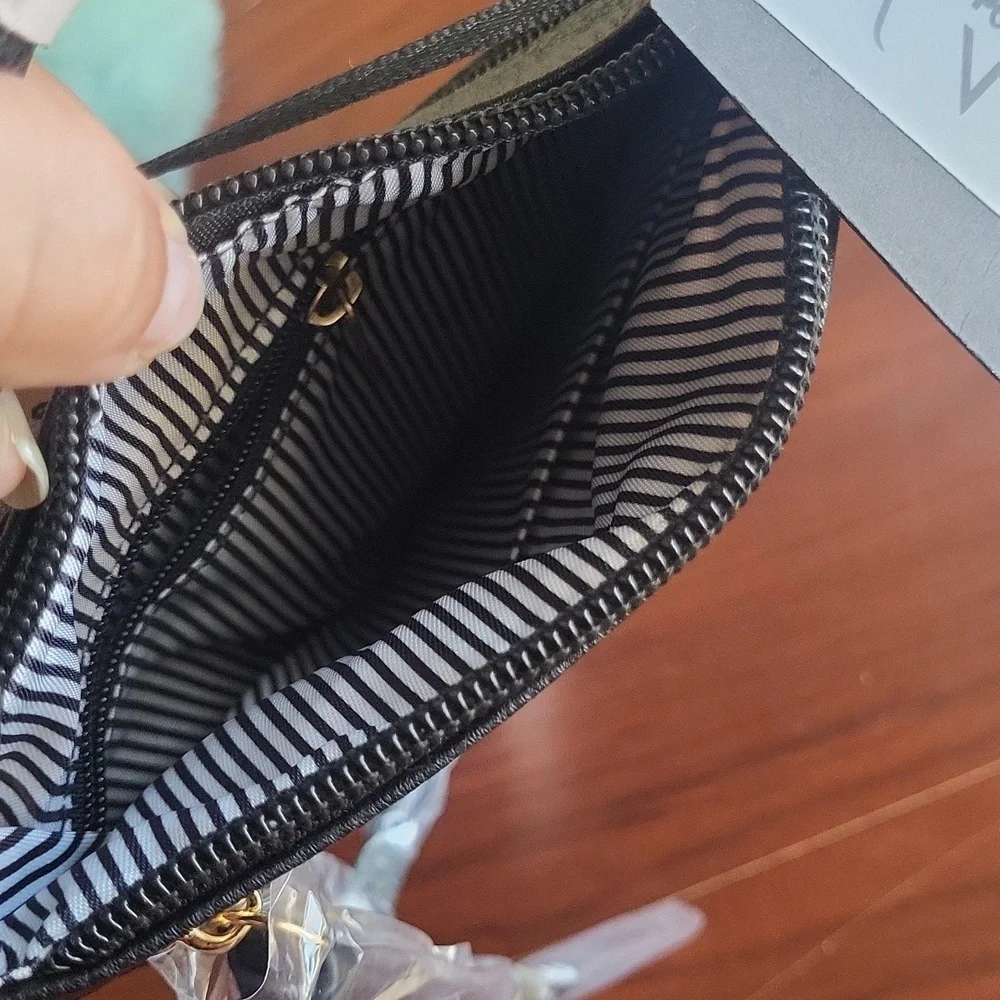 Crossbody Purse Bag Shoulder Bag Multi Pocket Zipper Purse | Black Vegan leather